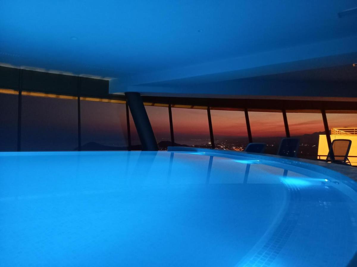 Intempo By Holuxe - 284 - 28Th Floor Apartment Benidorm Bagian luar foto
